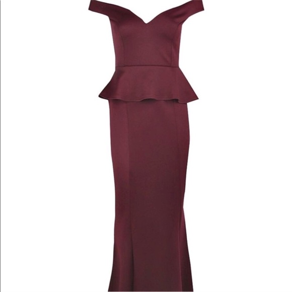 Boohoo Dresses & Skirts - Beautiful burgundy Boohoo dress